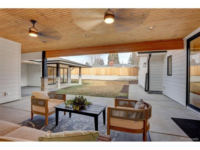 3092 S Cook St, Denver, CO 80210