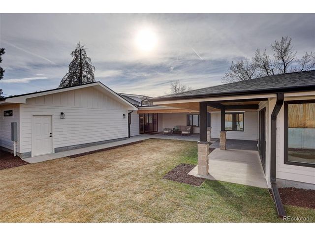 3092 S Cook St, Denver, CO 80210