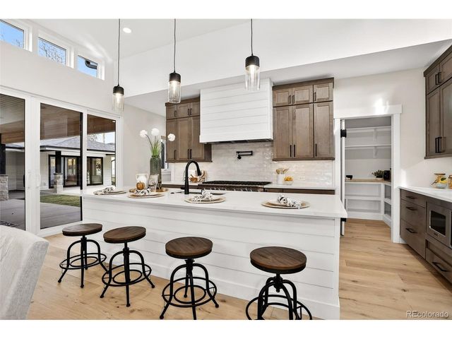 3092 S Cook St, Denver, CO 80210