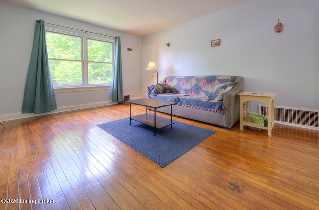 2316 Grinstead Dr 4, Louisville, KY 40204