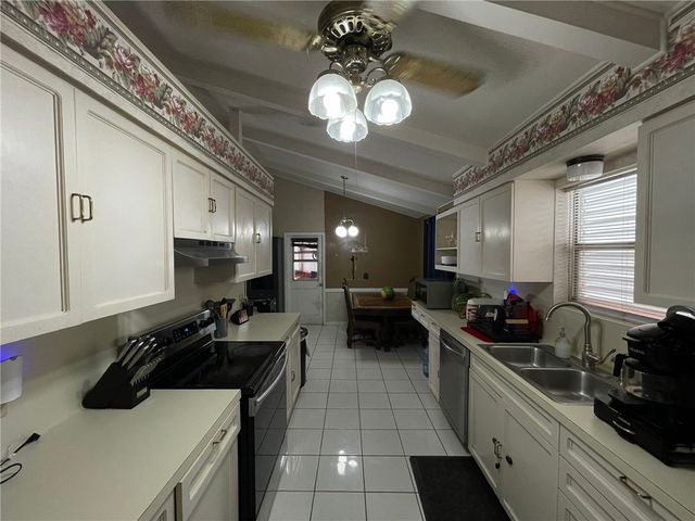 4721 Gayle Dr, Corpus Christi, TX 78413