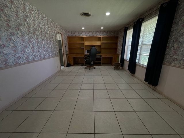 4721 Gayle Dr, Corpus Christi, TX 78413