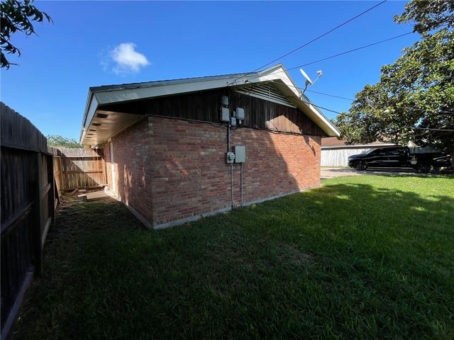 4721 Gayle Dr, Corpus Christi, TX 78413