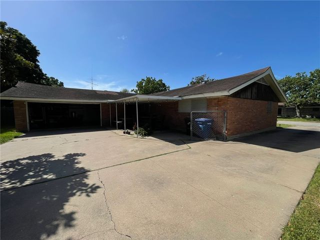 4721 Gayle Dr, Corpus Christi, TX 78413