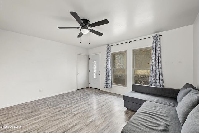 225 N STANDAGE -- 125, Mesa, AZ 85201