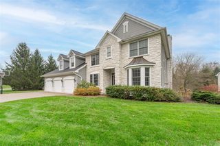 8399 Parkstone Terr., Mattawan, MI 49071