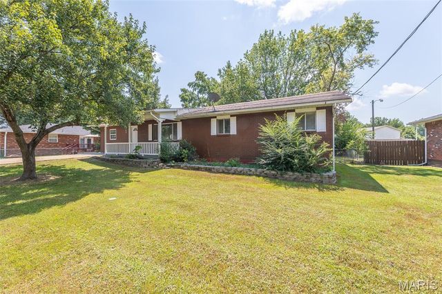 146 Hampton Court, Poplar Bluff, MO 63901