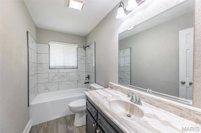 146 Hampton Court, Poplar Bluff, MO 63901