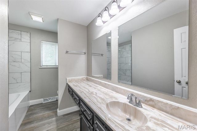 146 Hampton Court, Poplar Bluff, MO 63901