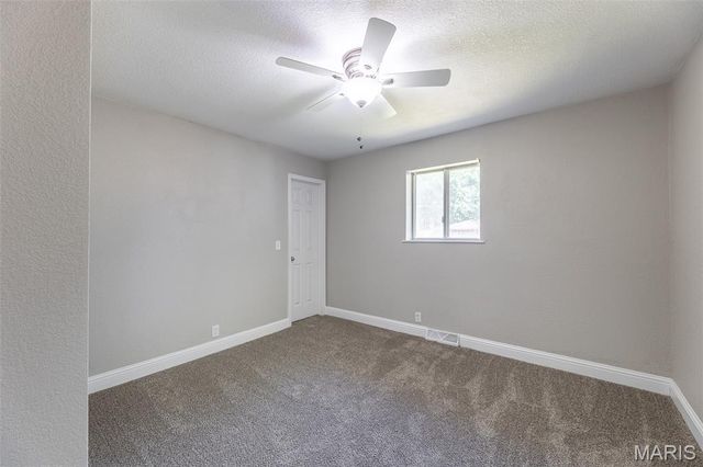 146 Hampton Court, Poplar Bluff, MO 63901