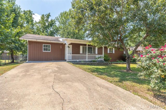 146 Hampton Court, Poplar Bluff, MO 63901