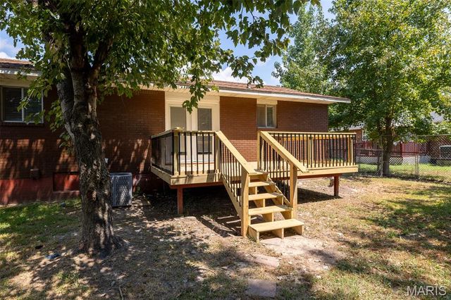 146 Hampton Court, Poplar Bluff, MO 63901