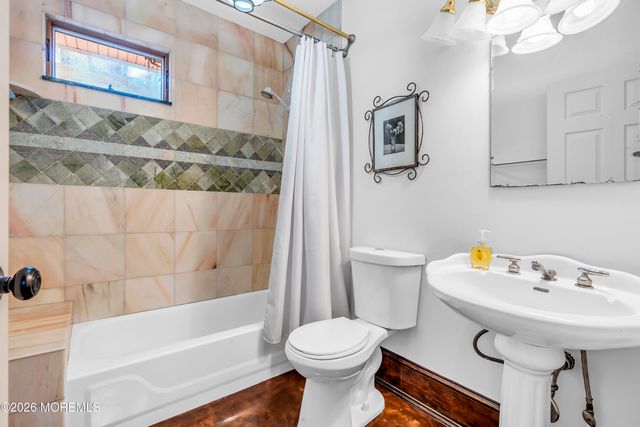 100 Lake Avenue, Ocean Grove, NJ 07756