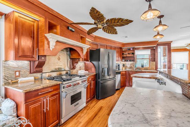100 Lake Avenue, Ocean Grove, NJ 07756