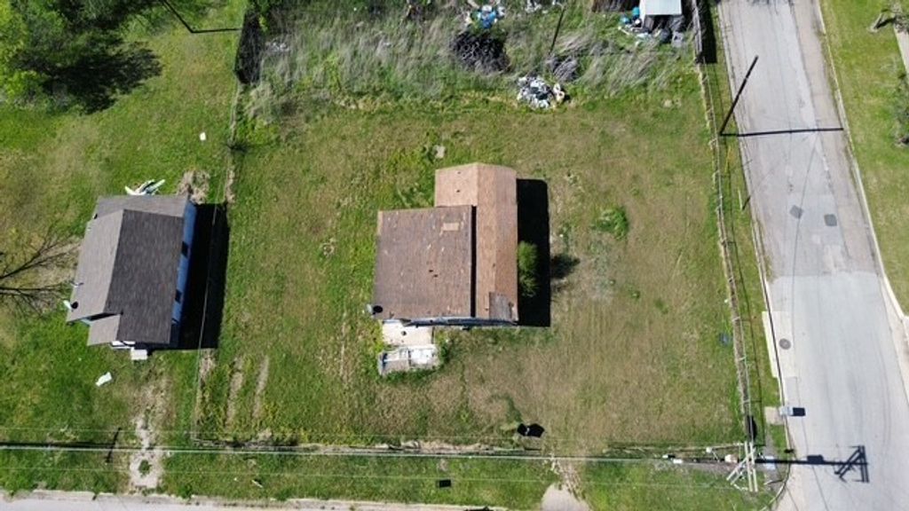 807 E 17th Avenue, Corsicana, TX 75110