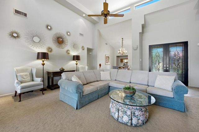 112 Chelsea Circle, Palm Desert, CA 92260