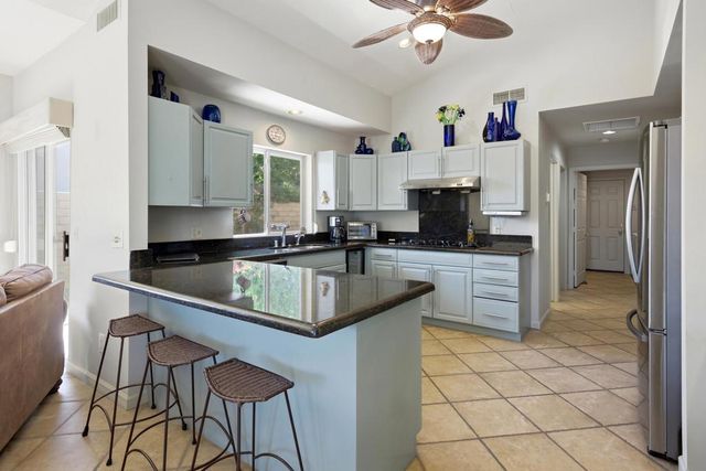 112 Chelsea Circle, Palm Desert, CA 92260