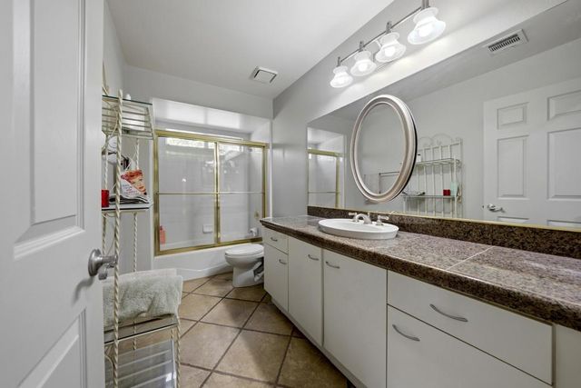 112 Chelsea Circle, Palm Desert, CA 92260