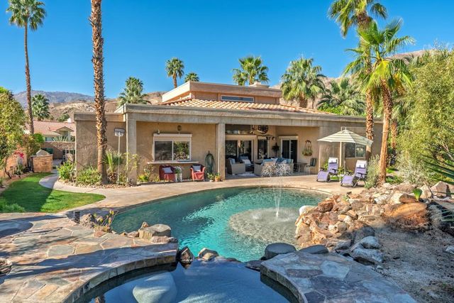 112 Chelsea Circle, Palm Desert, CA 92260