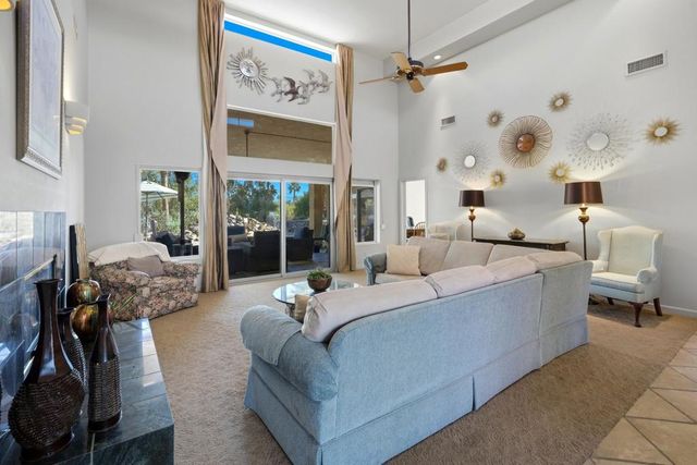 112 Chelsea Circle, Palm Desert, CA 92260