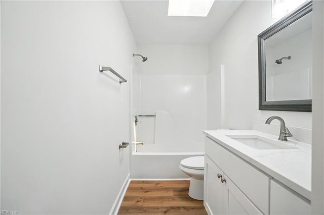 39 Rotherham LN, Hampton, VA 23666