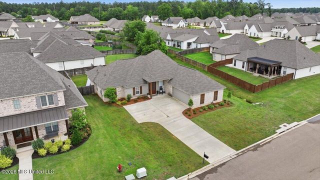 229 Reservoir Way, Brandon, MS 39047