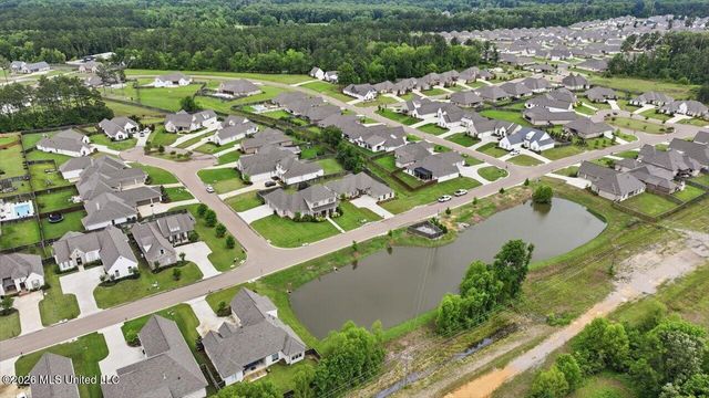 229 Reservoir Way, Brandon, MS 39047