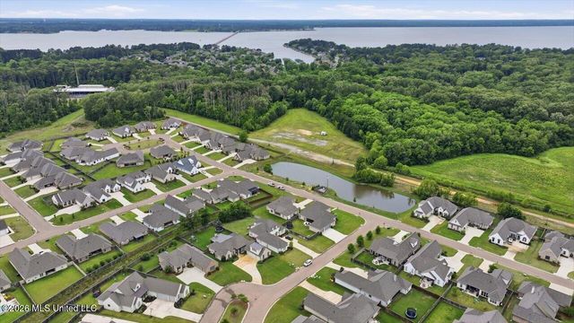 229 Reservoir Way, Brandon, MS 39047