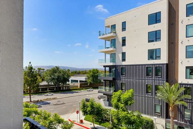 108 Tribeca, Irvine, CA 92612