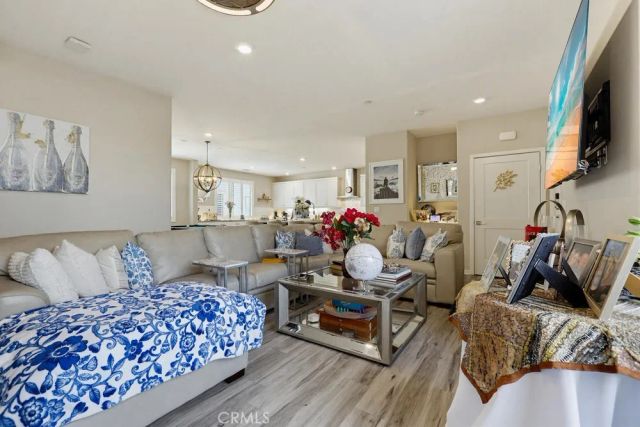 108 Tribeca, Irvine, CA 92612