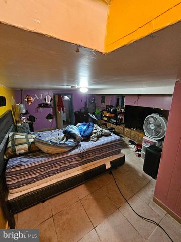 2805 POLK AVE, Camden, NJ 08105