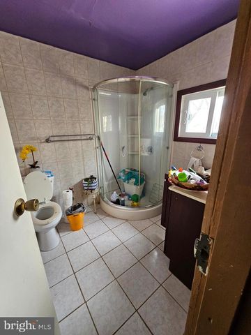 2805 POLK AVE, Camden, NJ 08105