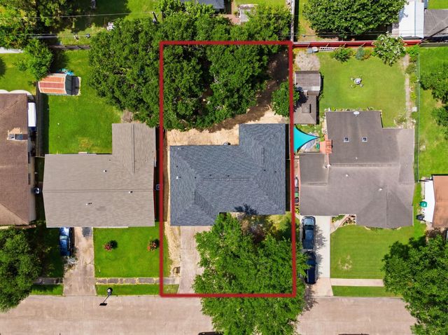 5551 Winding Creek Way, Houston, TX 77017