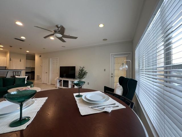 4307 BAYSIDE VILLAGE DRIVE 201, Tampa, FL 33615