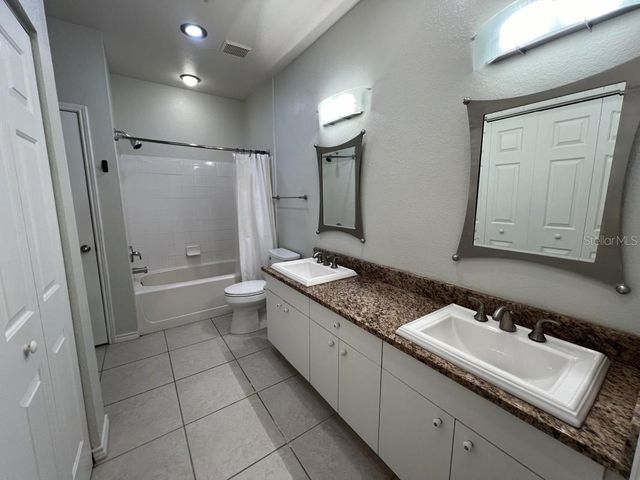 4307 BAYSIDE VILLAGE DRIVE 201, Tampa, FL 33615