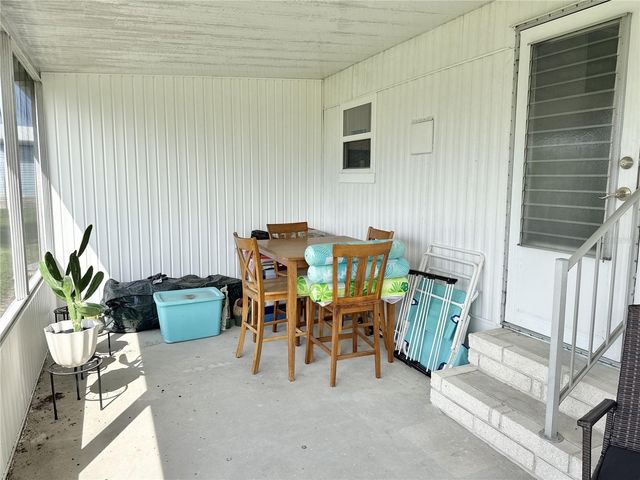 7214 MOUNT FAIRFIELD ROAD NE 527, St Petersburg, FL 33702