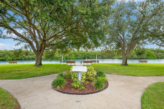 7214 MOUNT FAIRFIELD ROAD NE 527, St Petersburg, FL 33702