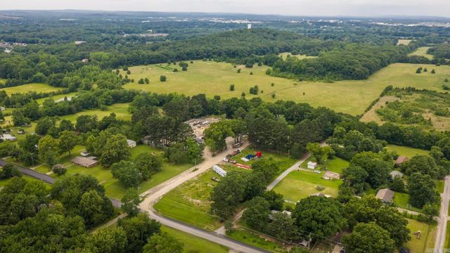 42 Ranchette, Conway, AR 72032