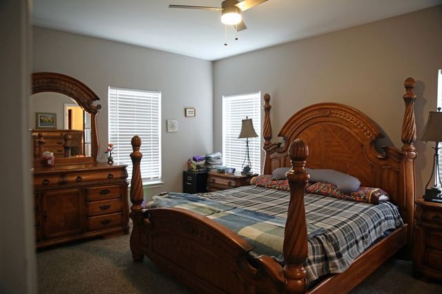 809 Hooper Rd, Charlotte, TN 37036