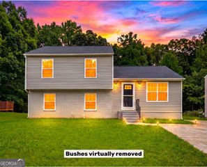 5612 Pine Gate Drive, Atlanta, GA 30349
