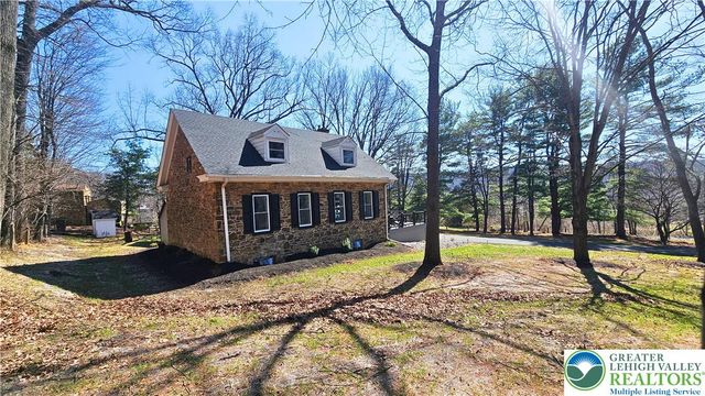 2239 Wassergass Road, Lower Saucon Twp, PA 18055
