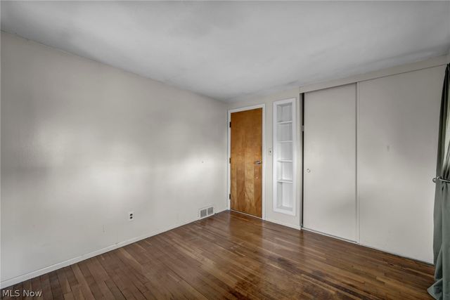 5873 Doxmere Drive, Parma Heights, OH 44130