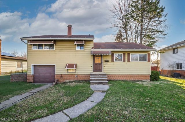 5873 Doxmere Drive, Parma Heights, OH 44130