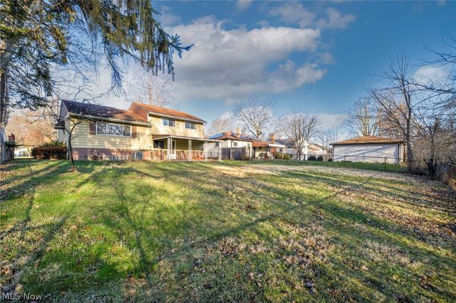 5873 Doxmere Drive, Parma Heights, OH 44130