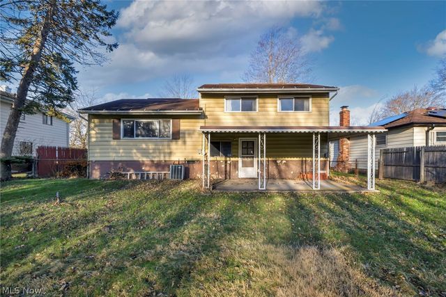 5873 Doxmere Drive, Parma Heights, OH 44130