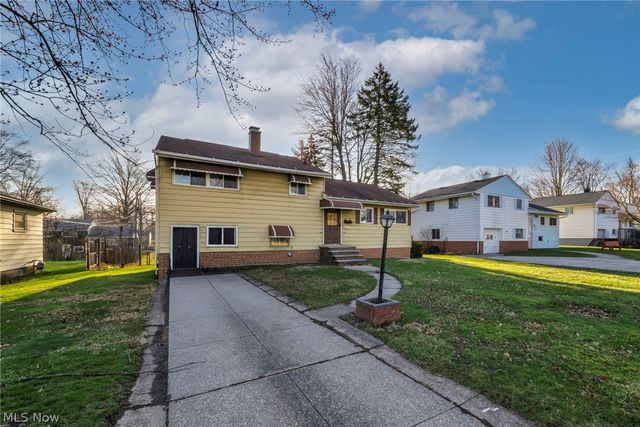 5873 Doxmere Drive, Parma Heights, OH 44130