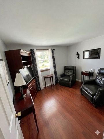 4018 Firethorn Dr, South Fayette, PA 15136