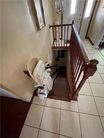 4018 Firethorn Dr, South Fayette, PA 15136