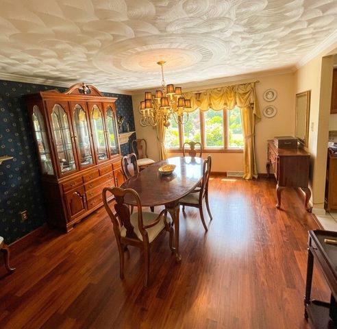 4018 Firethorn Dr, South Fayette, PA 15136