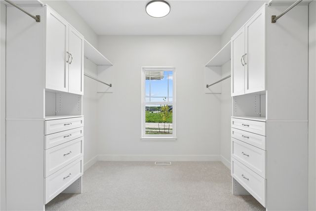 900 Crestview Drive, Solon, IA 52333